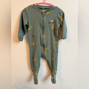 4/30$ Pekkle Safari pajamas unisex 9 months